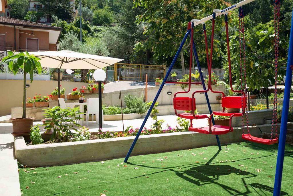 Casa Scinella - Cilento Guest House Ogliastro Cilento Exterior foto